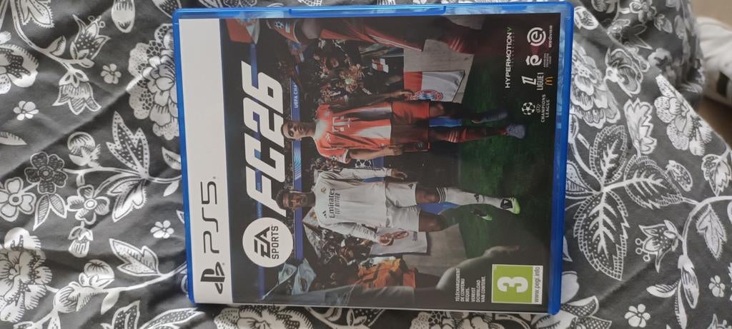 FIFA 26 PS5, 3 spelers of meer, Zo goed als nieuw, Vanaf 7 jaar, Online