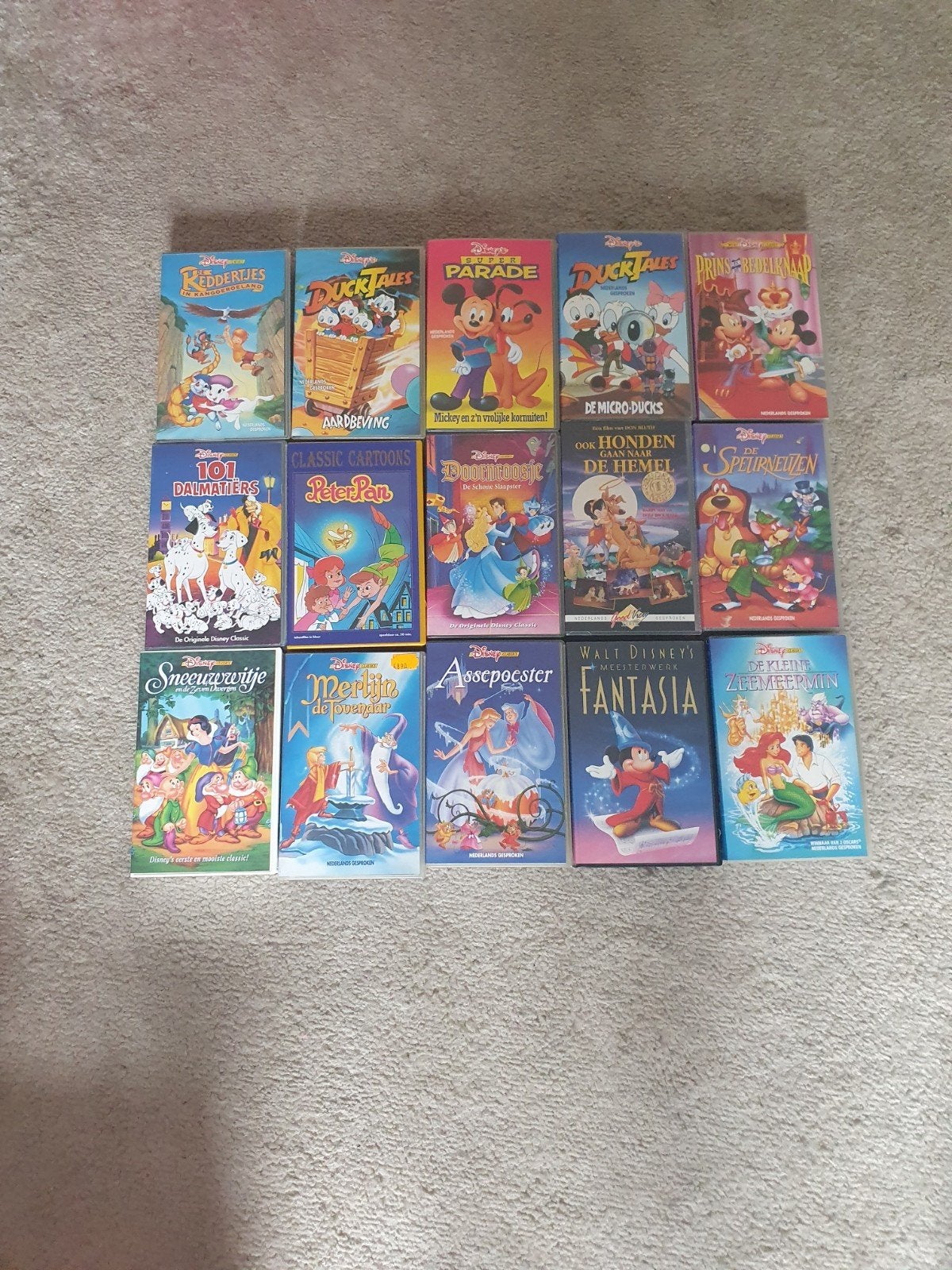 15 video cassettes kinderfilms VHS, Cd's en Dvd's, Tekenfilm, Zo goed als nieuw, VHS, Ophalen of Verzenden