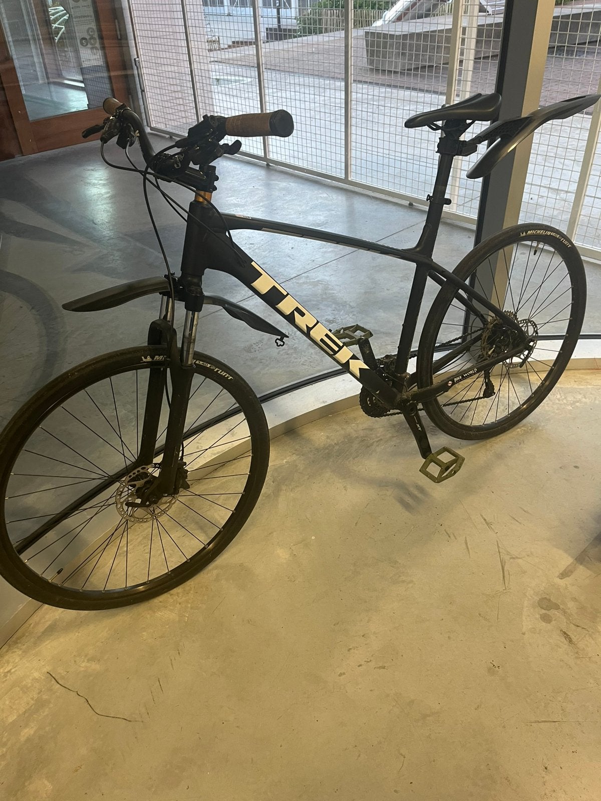 Trek Marlijn, Fietsen en Brommers, Ophalen, Zo goed als nieuw
