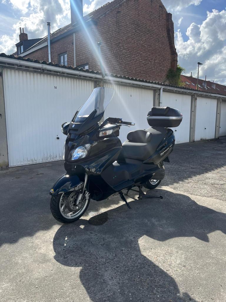 Suzuki Burgman 650cc Executive, Motoren, Scooter, Gebruikt, Particulier, Automaat