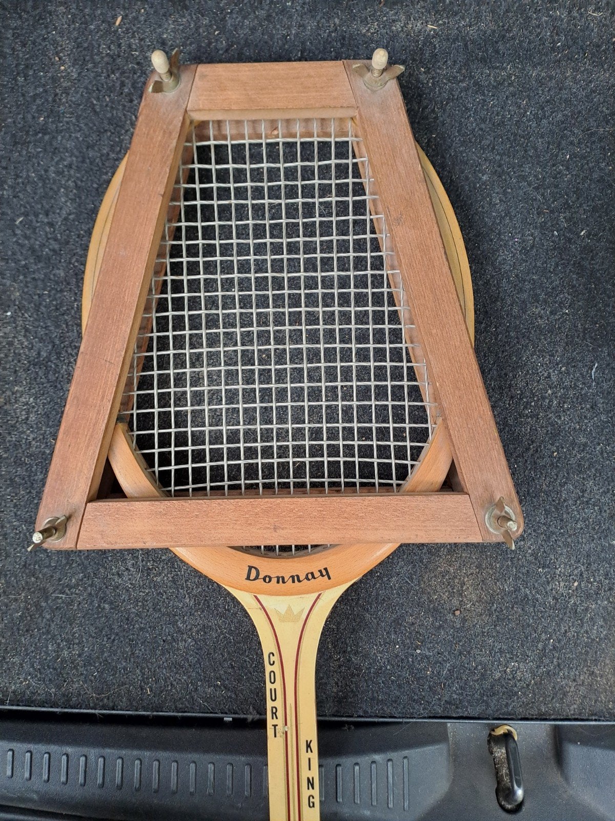 vintage houten Donnay Court King tennisracket met spanklem, Sport en Fitness, Tennis, Ophalen, Gebruikt, Racket, Overige merken