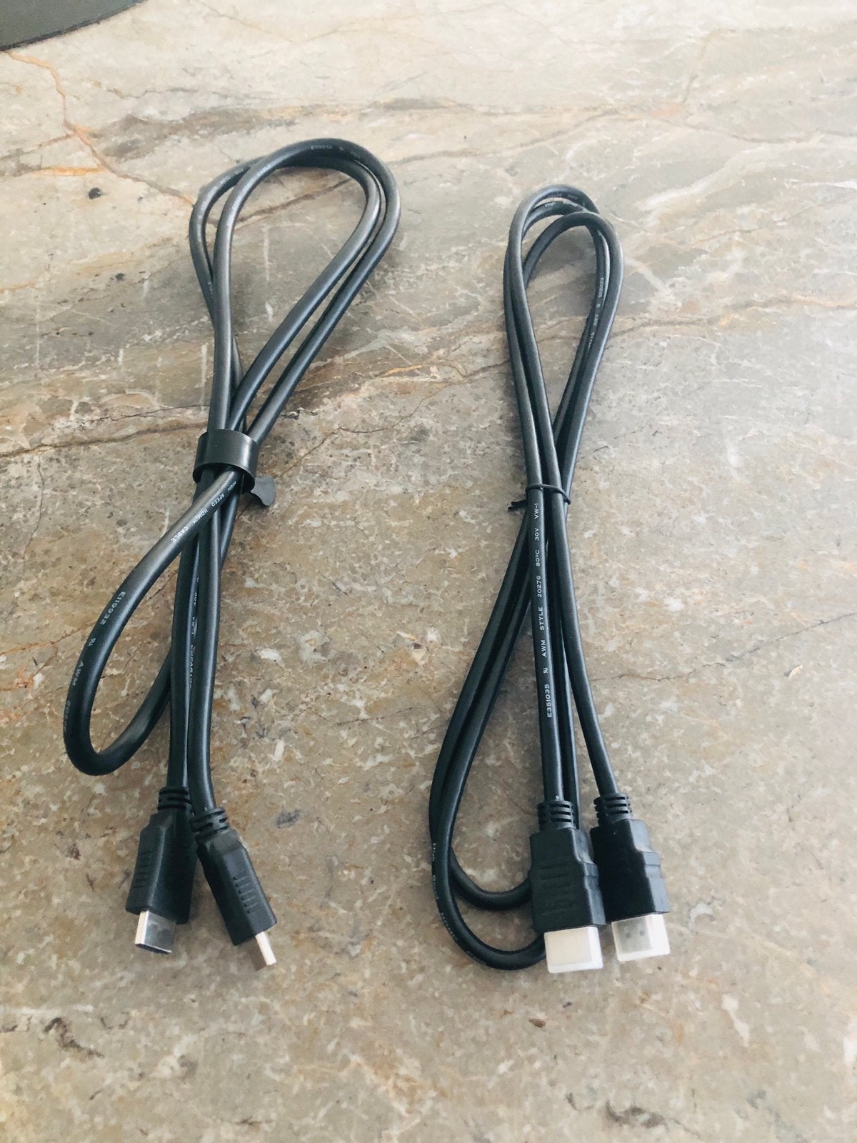 2 Nieuwe Pc-netwerk kabels., Computers en Software, Pc- en Netwerkkabels, Ophalen, Nieuw