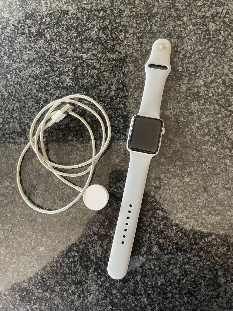 Apple Iwatch3, Gris, Apple Watch, IOS, Comme neuf