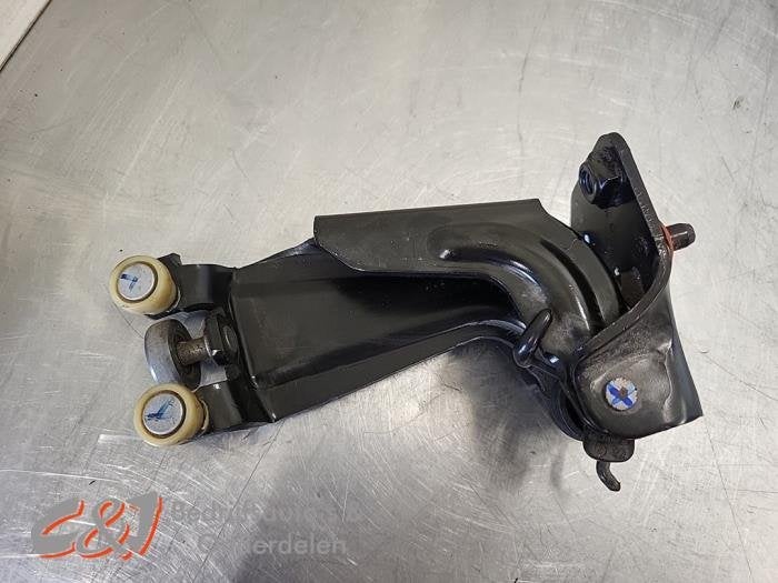 Roulette porte coulissante gauche d'un Citroen Berlingo (EEU, -, 3 mois de garantie, Utilisé, -