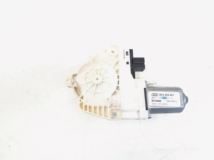 Moteur de vitre portière d'un Audi A4, -, 3 mois de garantie, Audi, Utilisé