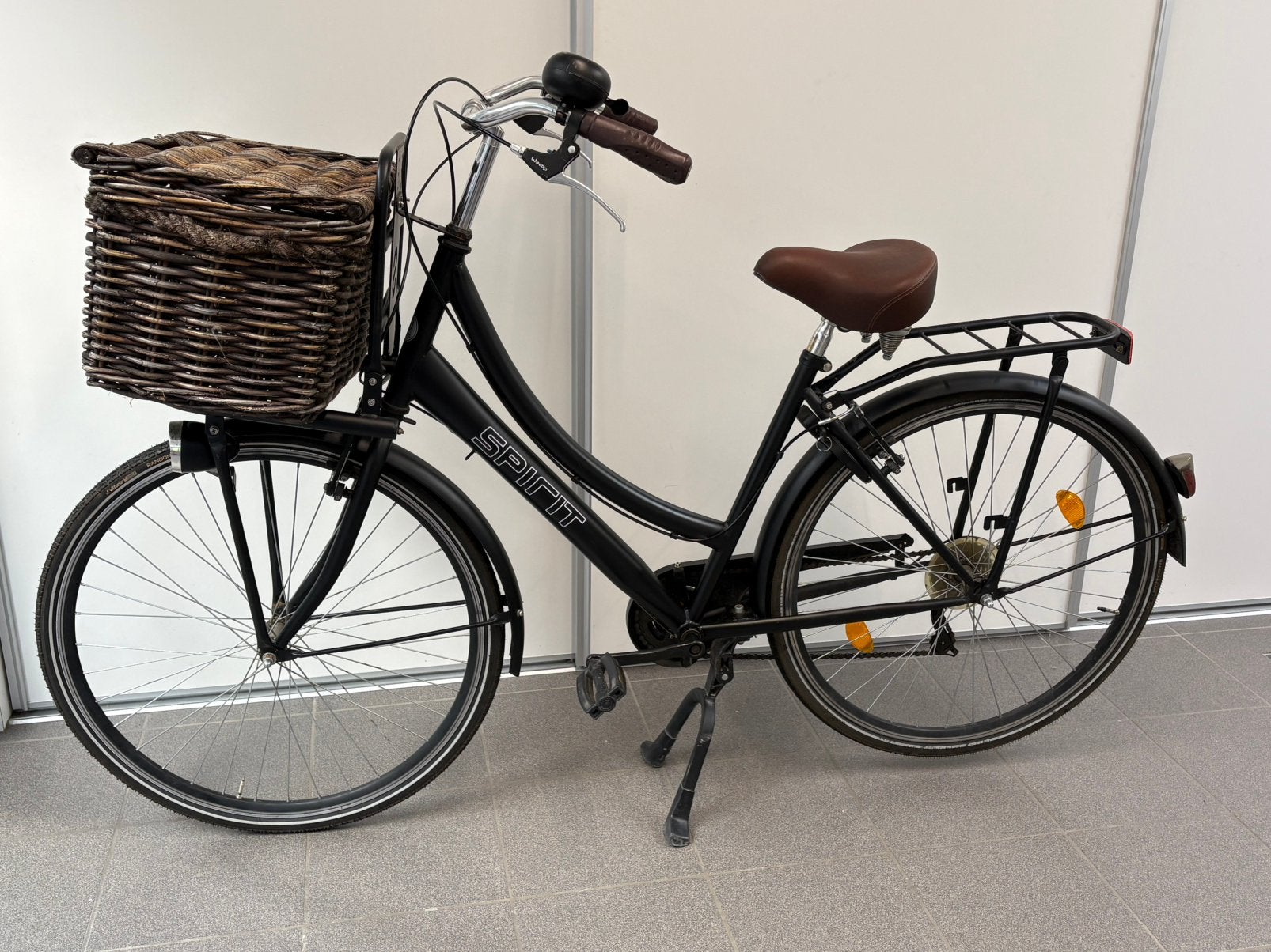 Damesfiets zwart, 6 versnellingen, Ophalen, Versnellingen