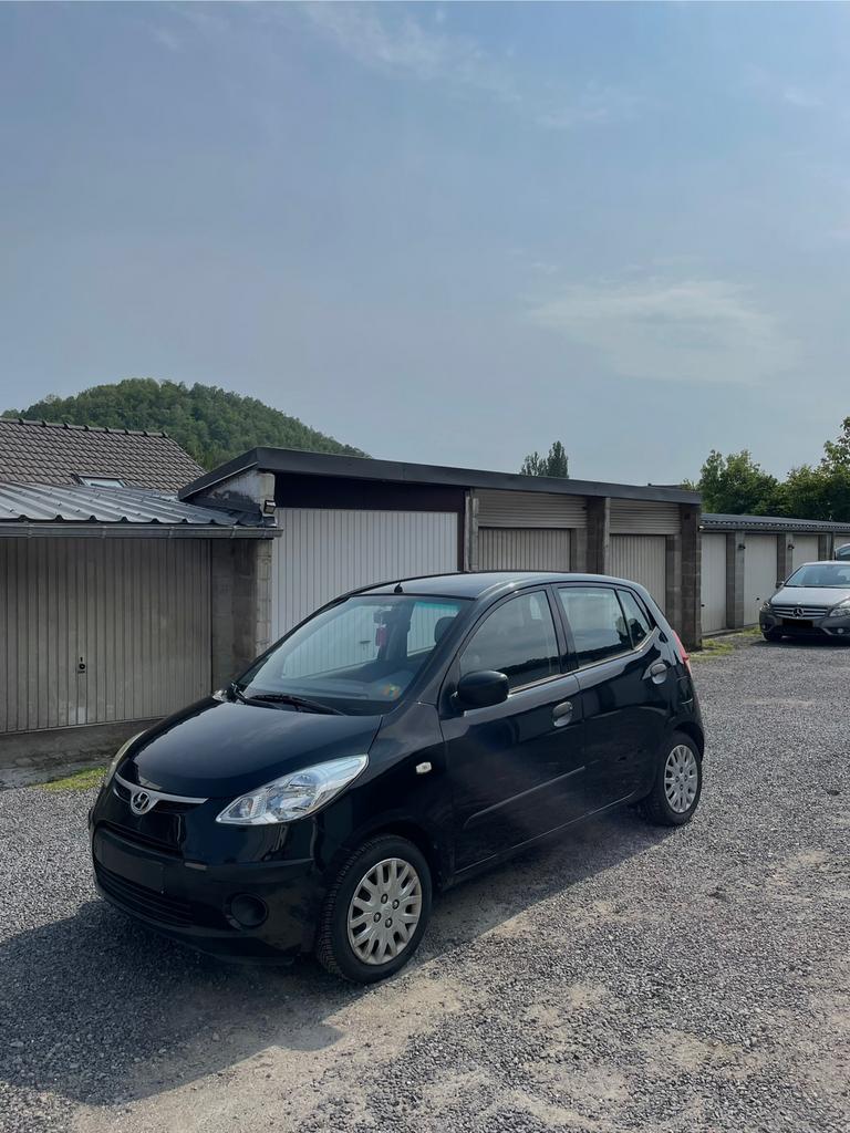 Hyundai i10 1.1 essence prête à immatriculer, Autos, Achat, Boîte manuelle, Noir, 5 portes