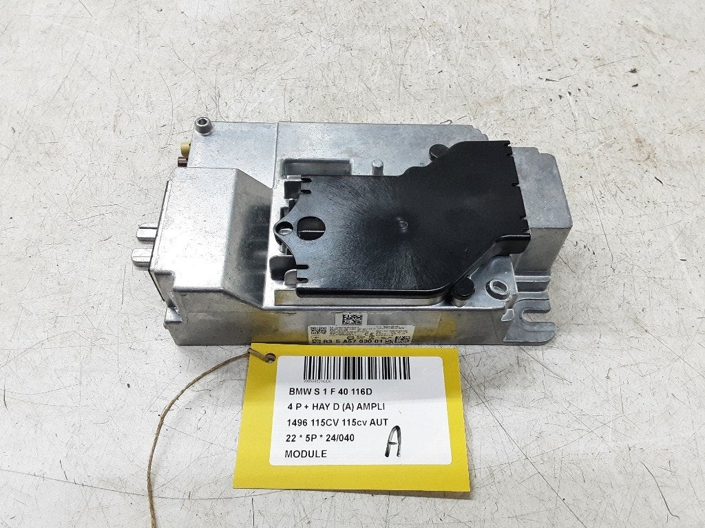 COMPUTER BMW 1 serie (F40) (01-2019/-) (R35A5703001), Gebruikt, Mevr. I. Hauben, BMW, Rue de l'Espoir 34 34
4030  GRIVEGNÉE, BE
