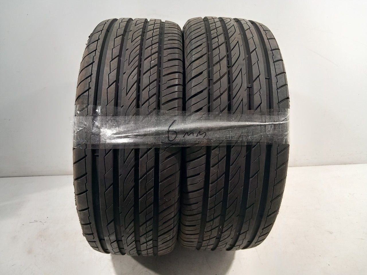 Bandenset 2 stuks Zomer 215 45 R17, Auto-onderdelen, Banden en Velgen, Onderdelen@venauto.nl, Van der Ven Autorecycling B.V., Ettenseweg 76, 4706 PB Roosendaal, The Netherlands