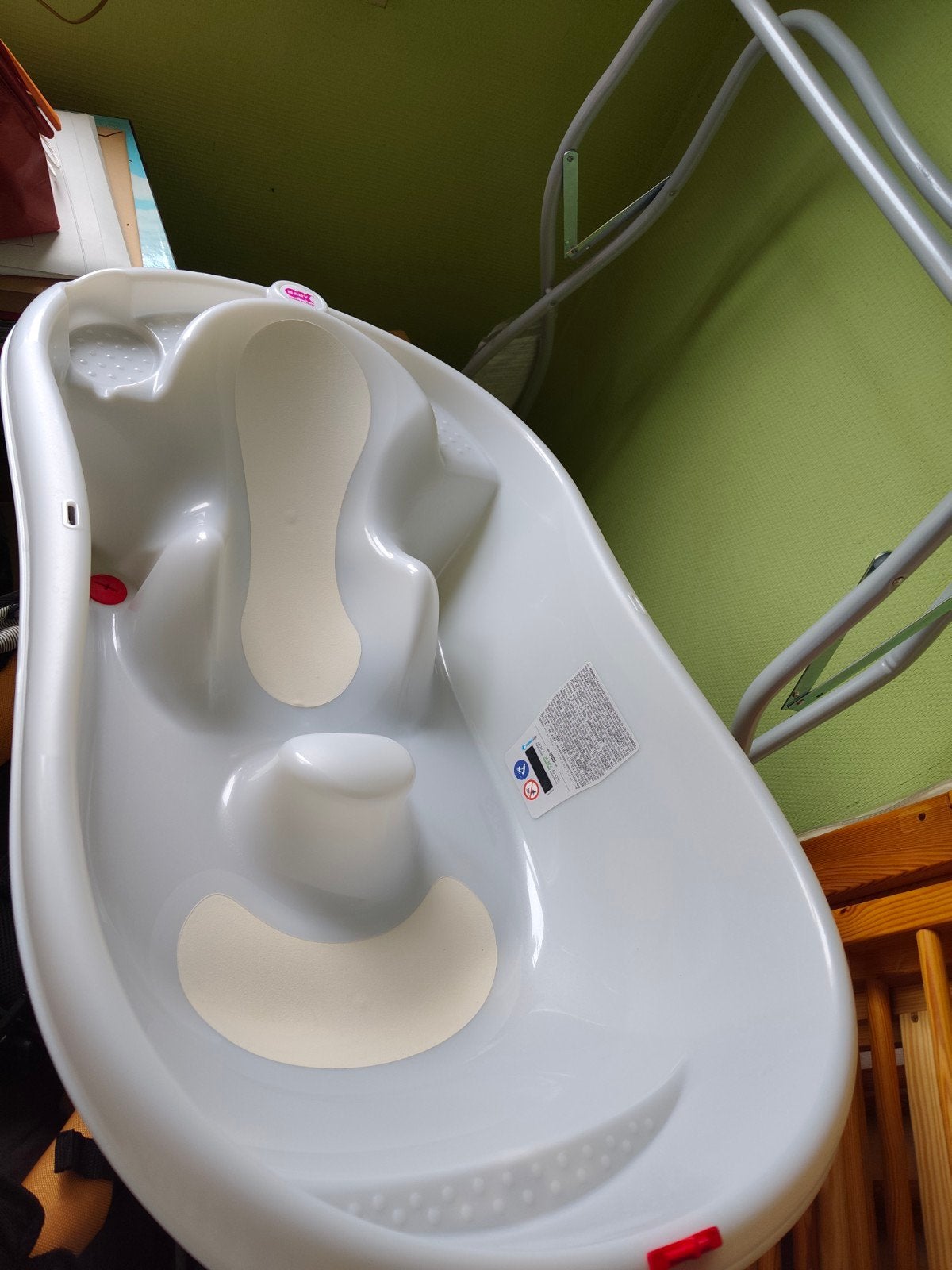 Baignoire pour bébé, Baignoire