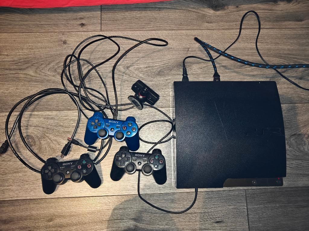 ps3 + 21 games + 3 controllers + ps camera, Gebruikt, Overige genres, Ophalen of Verzenden, 3 spelers of meer