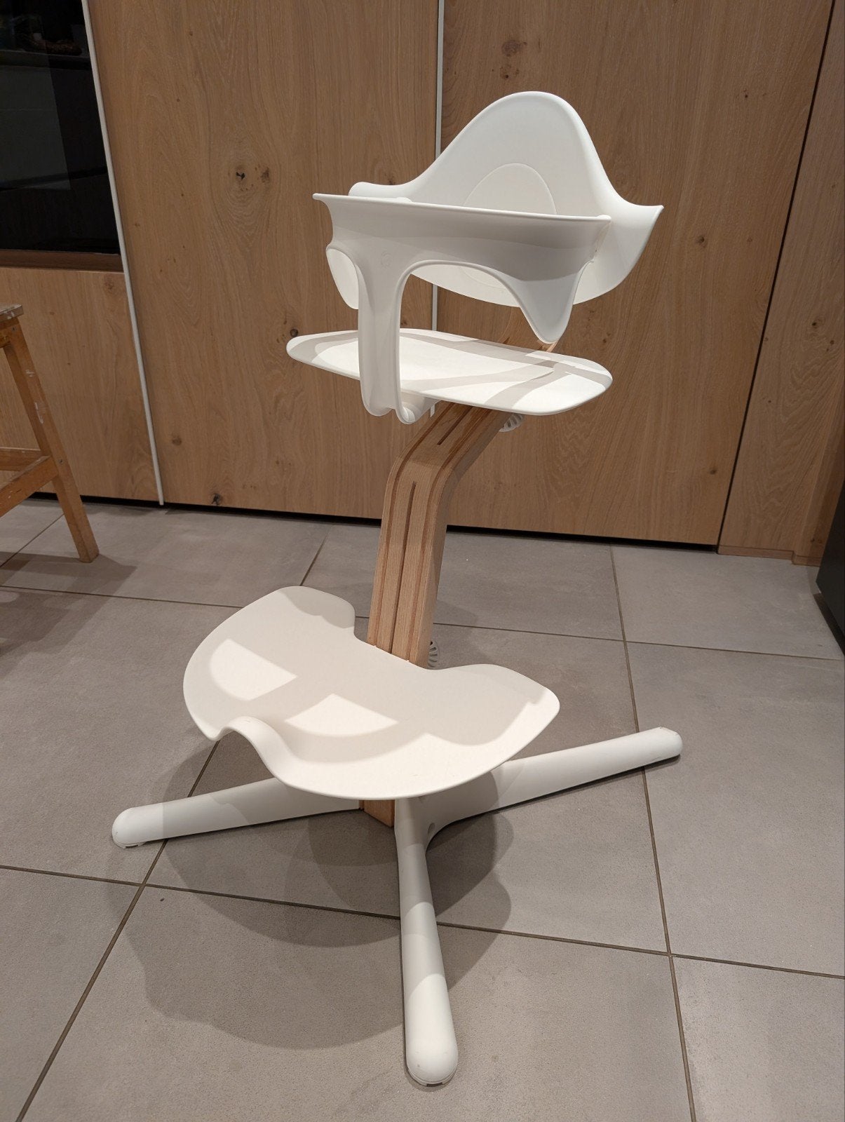 Chaise haute NOMI, Enlèvement, Comme neuf, Chaise évolutive, Coulissant