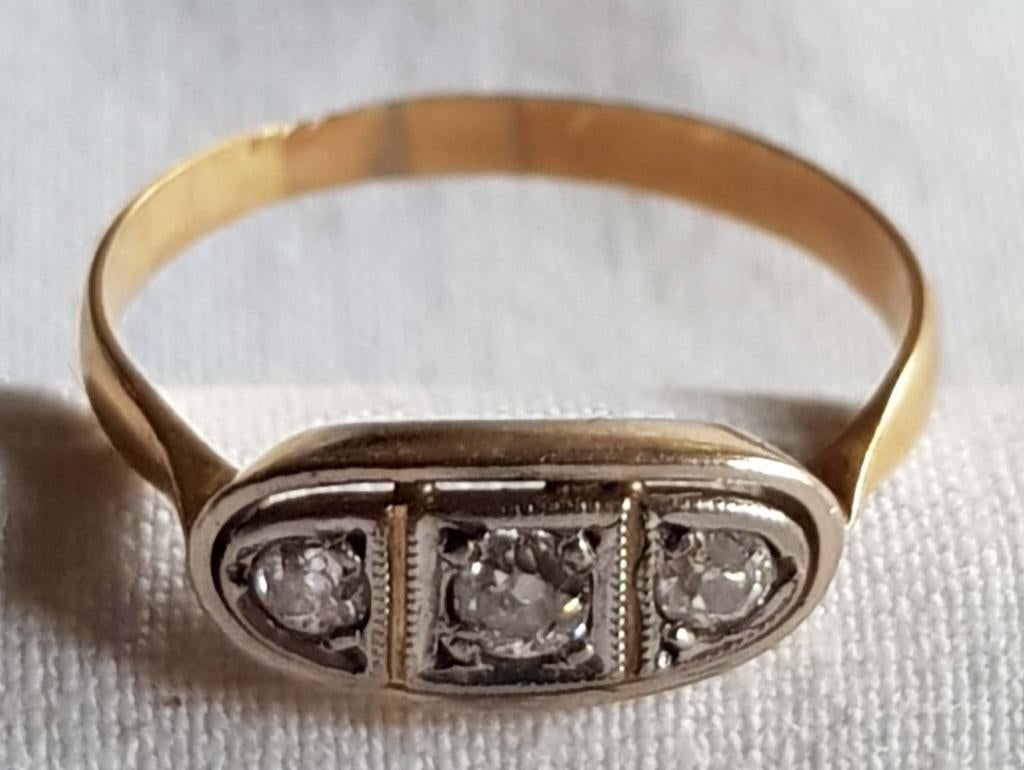 Bague Art Déco en diamant 18 carats pour femme., Enlèvement ou Envoi, Or, Bague, Avec pierre précieuse