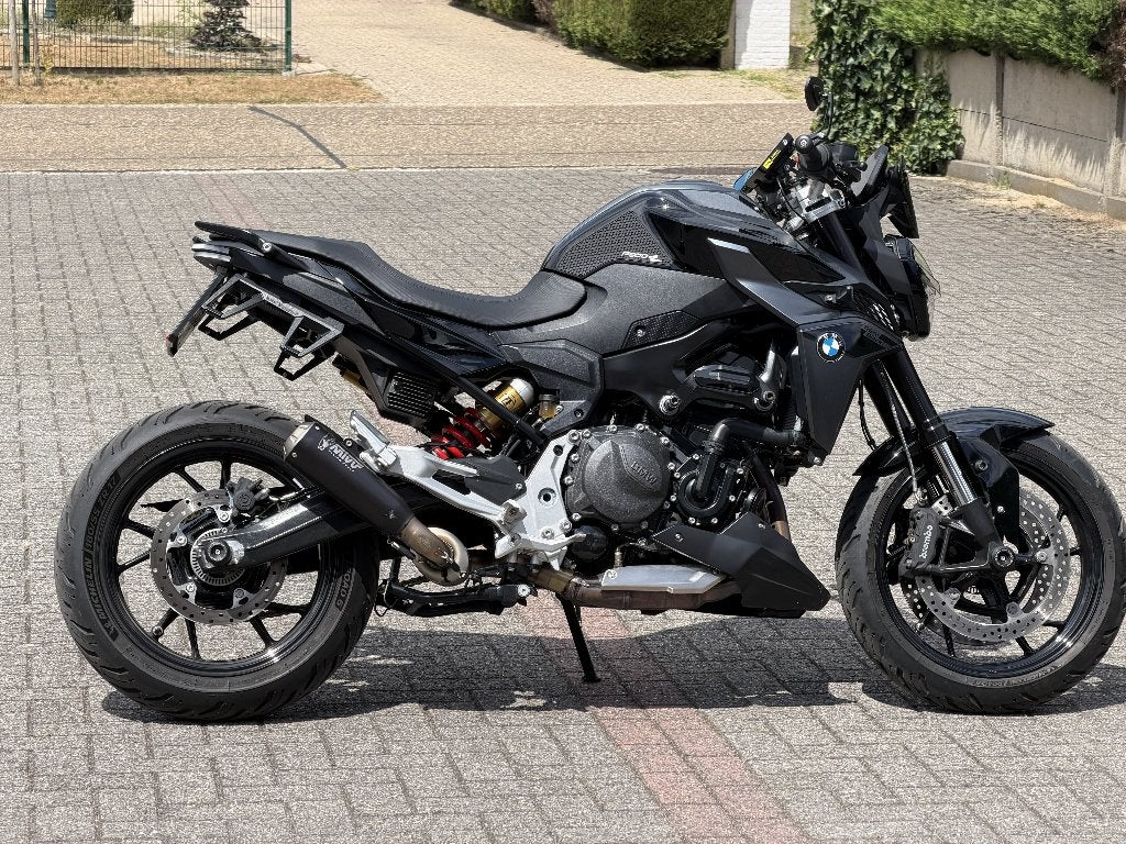 BMW F900R Triple Black Full Option 2024/7500 km/Garantie 5j, Motos, Motos | BMW, Permis Moto A, Plus de 35 kW, 2 cylindres, Poignées chauffantes