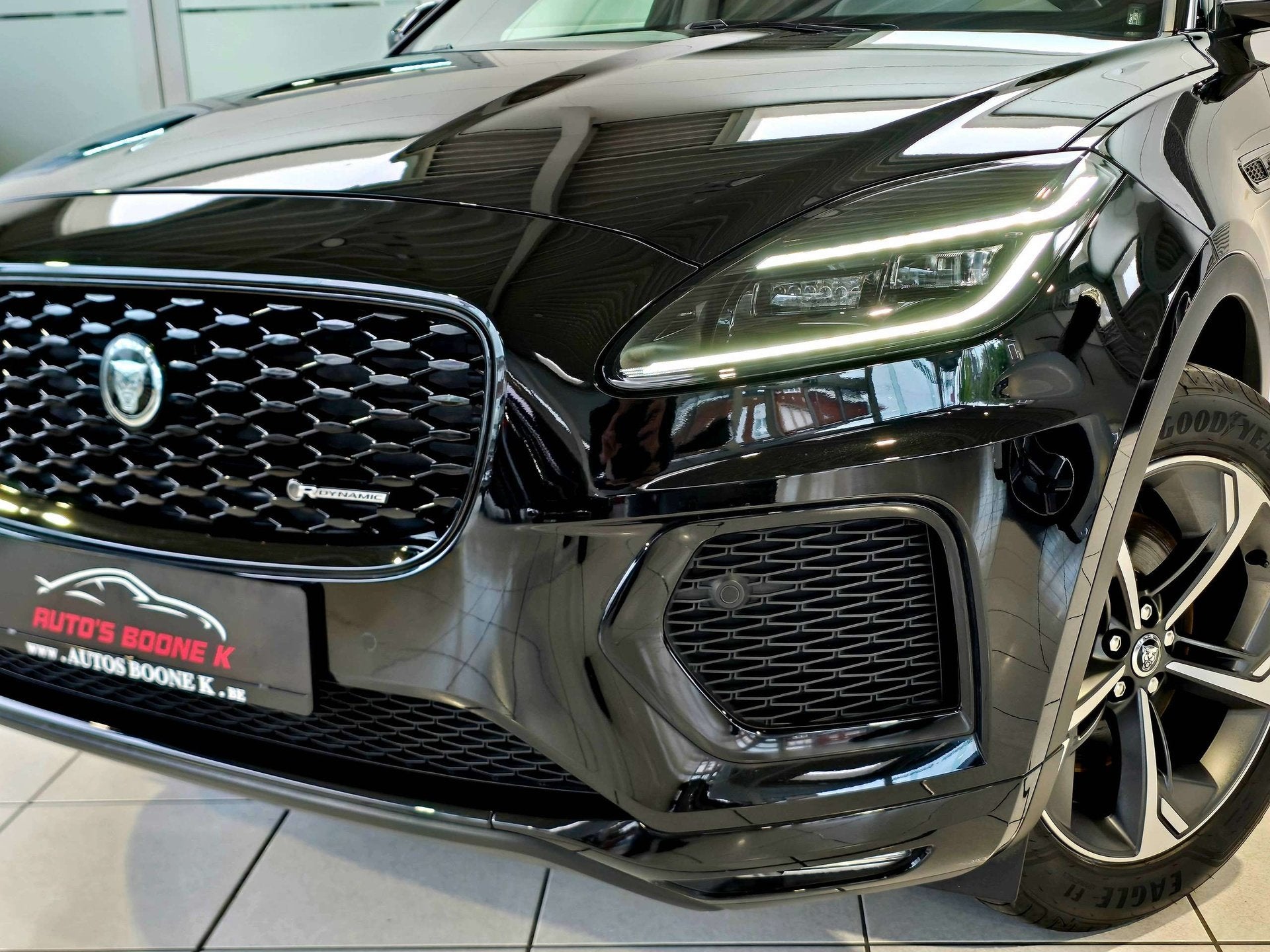 Jaguar E-Pace E-Pace 1.5 T MHEV ️R-Dynamic SE / 160 PK, Auto's, Automaat, Dealer onderhouden, Geheel digitaal combi-instrument