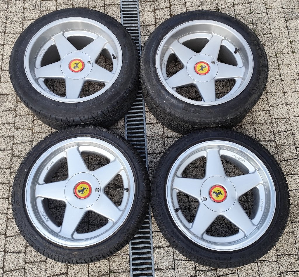 Jantes pour Ferrari 328/308/208, Auto-onderdelen, Banden en Velgen, Ophalen, Velg(en)
