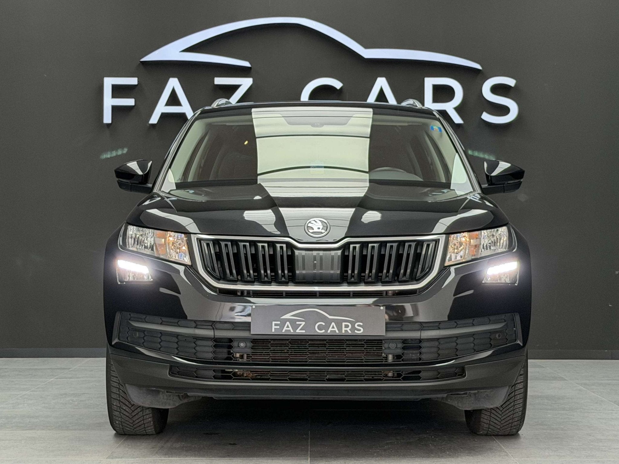 Skoda Kodiaq 1.5 TSI Style DSG * 1ER PROP + 7 PLACES + CAMÉ, Autos, Achat, Entreprise, 7 places, 2291 kg