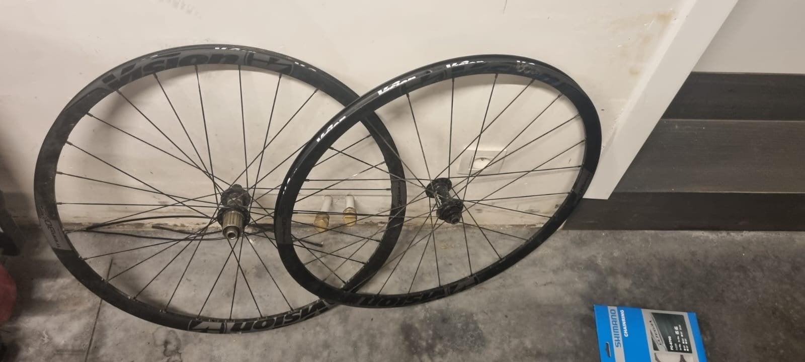 Roues de route Vision Trimax35, Enlèvement, Aluminium