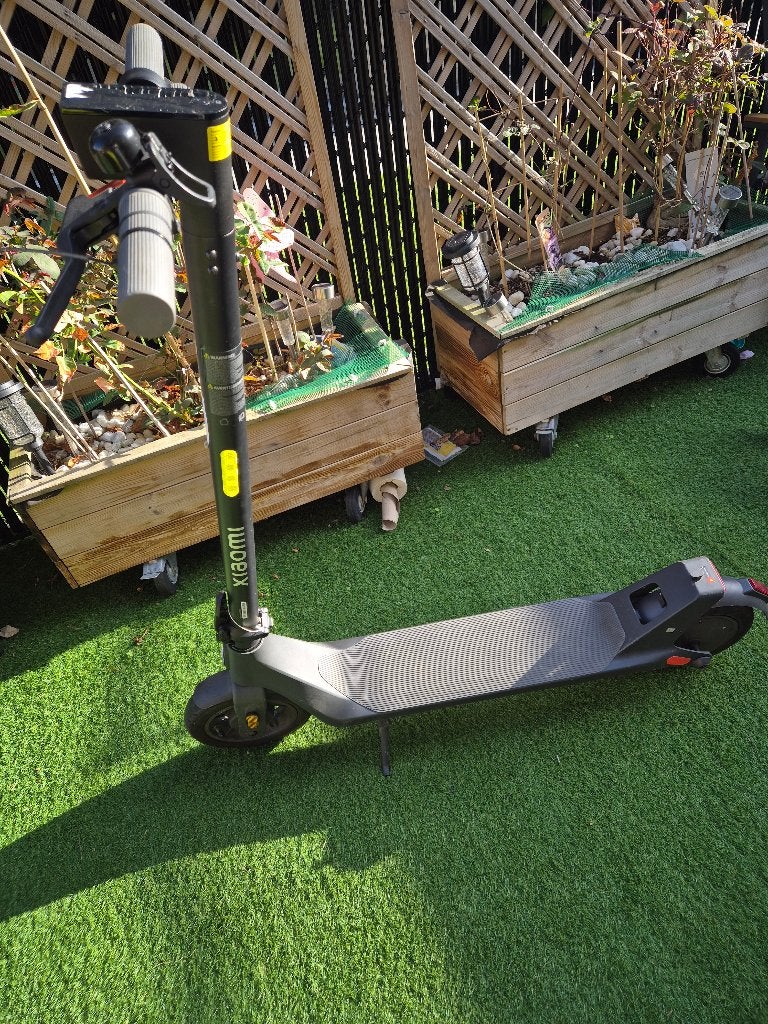 Step Xiaomie 4 lite 2nd gen, Fietsen en Brommers, Ophalen, Zo goed als nieuw, Elektrische step (E-scooter), Xaomi