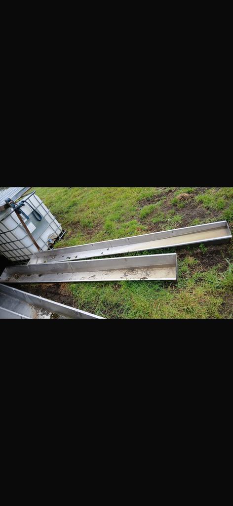 inox voerbakken