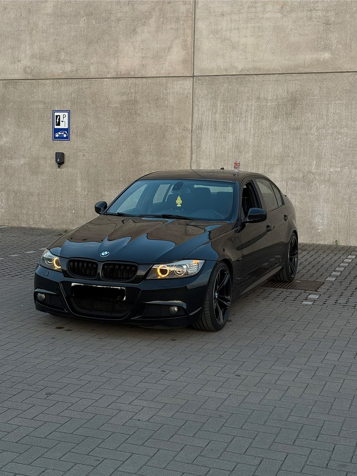 Bmw e90 325d/lci à vendre, Autos, BMW, Achat, Boîte manuelle, Alcantara, Noir