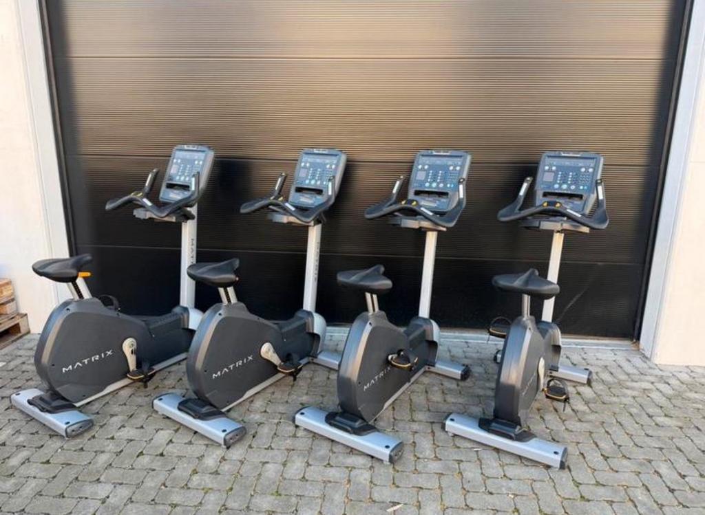 Matrix U5X Upright Hometrainer | Fiets | Bike, Sport en Fitness, Fitnessmaterialen, Ophalen, Zo goed als nieuw