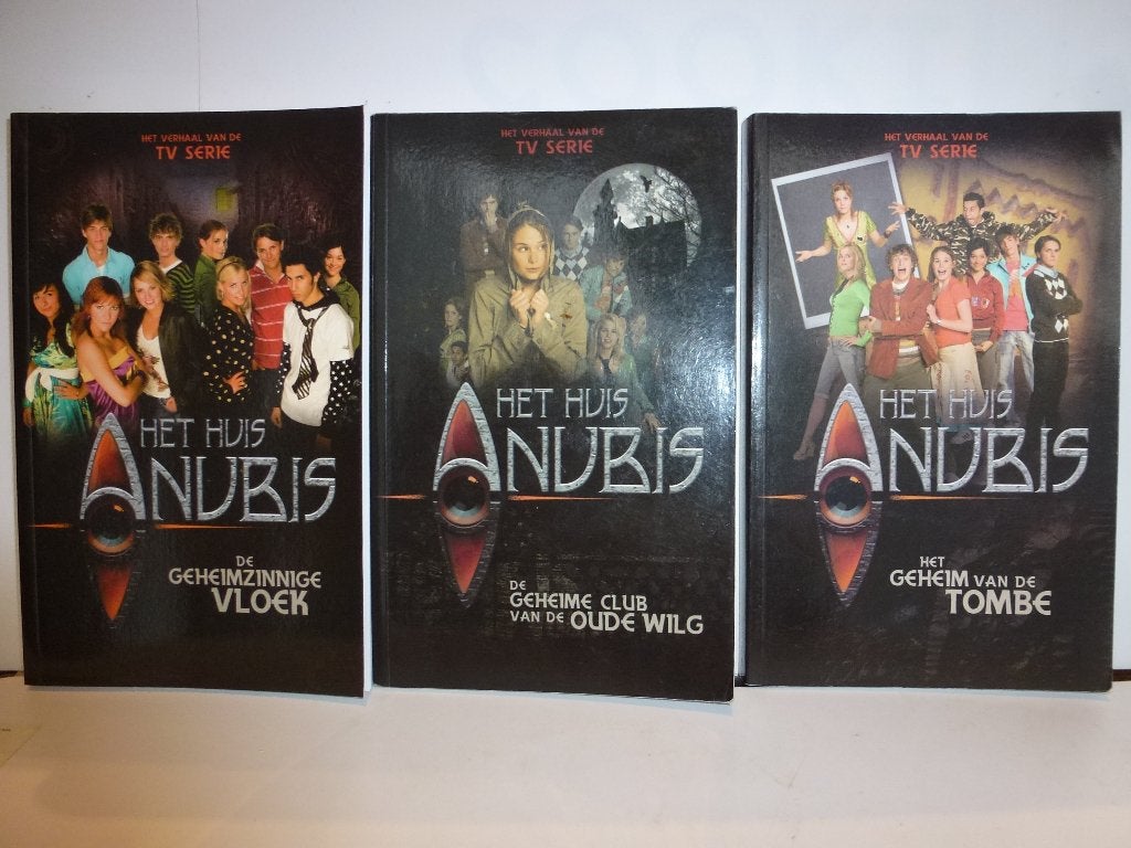 Het huis Anubis set van 3 boeken, Boeken, Ophalen of Verzenden, Zo goed als nieuw, Fictie