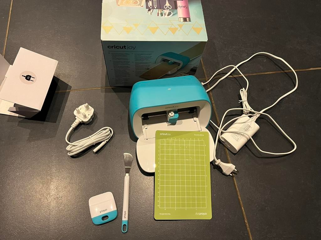 Cricut Joy + extra’s, Hobby en Vrije tijd, Ophalen, Zo goed als nieuw, Machine, Cricut