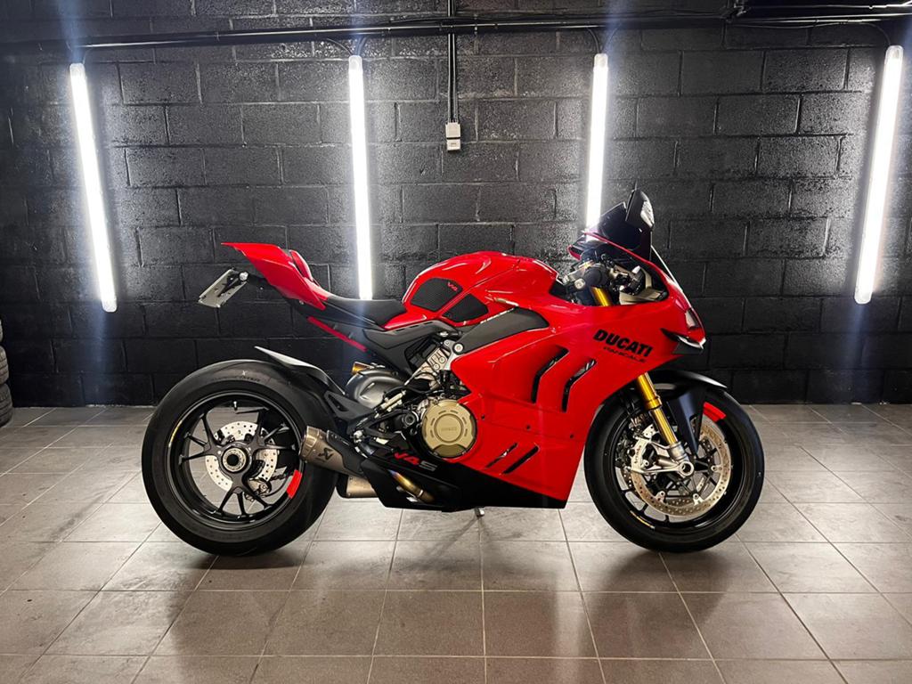 Ducati panigale v4s akrapovic uitlaat, Motoren, Particulier
