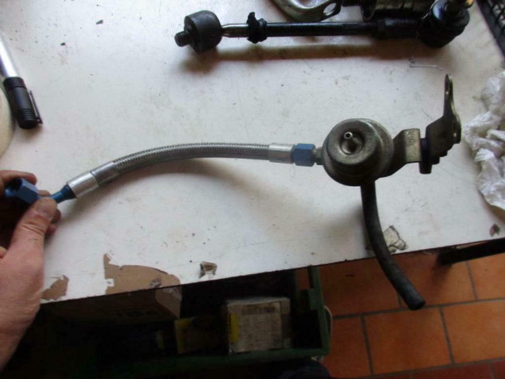 Tuyau conduite de carburant pour Ferrari 348 et Mondial T, Enlèvement, Utilisé, Ferrari