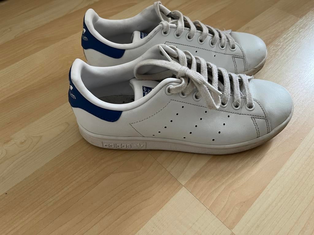 Stan Smith Adidas maat 38, Kleding | Heren, Schoenen, Ophalen of Verzenden, Zo goed als nieuw, Sneakers