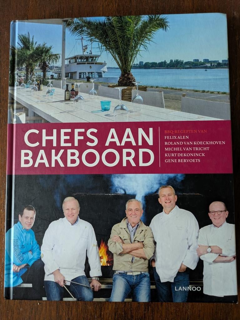 Boek Chefs aan bakboord / BBQ recepten, Boeken, Kookboeken, Ophalen of Verzenden, Gelezen, Marc Declercq