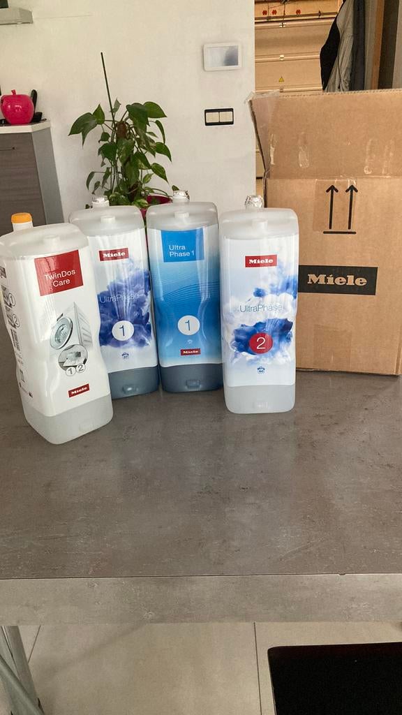 Lessive Miele, Maison & Meubles, Produits de nettoyage, Produit de nettoyage