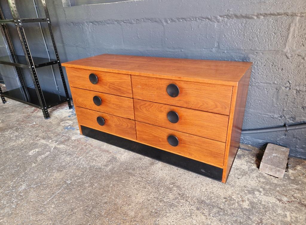Commode en palissandre à 6 tiroirs, années 1960-70, ...., 5 tiroirs ou plus, Utilisé, ...