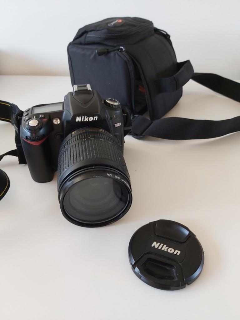 Nikon D90 + objectif Nikkor 18-105mm, Enlèvement, Nikon
