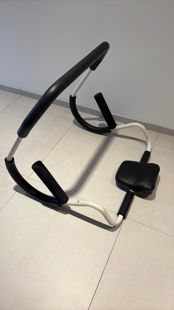 Buikspiertrainer / buikspierrekje, Sport en Fitness, Fitnessmaterialen, Ophalen of Verzenden, Zo goed als nieuw