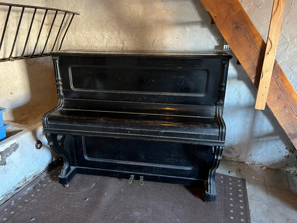 Piano à donner, Musique & Instruments, Enlèvement, Utilisé, Noir, Piano