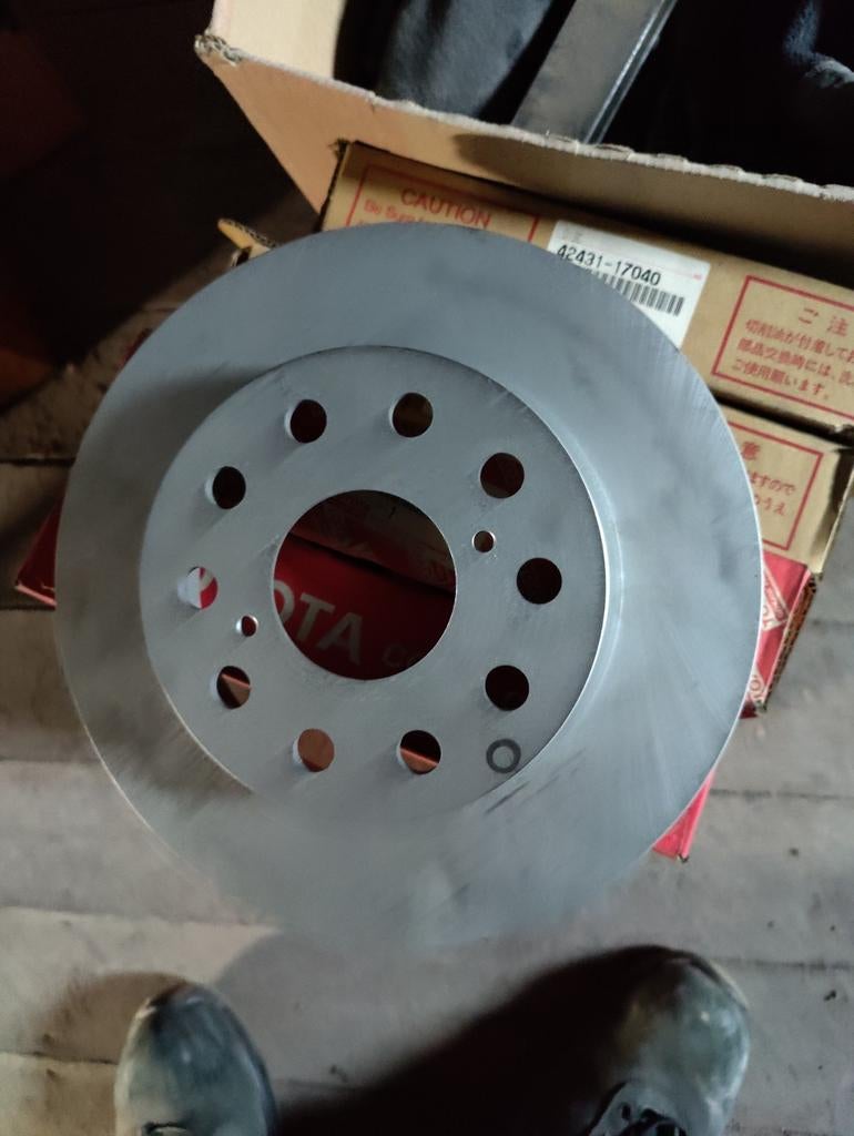 2 Disques de freins arrière Toyota mr2 - 42431-17040, Enlèvement, Neuf, Toyota
