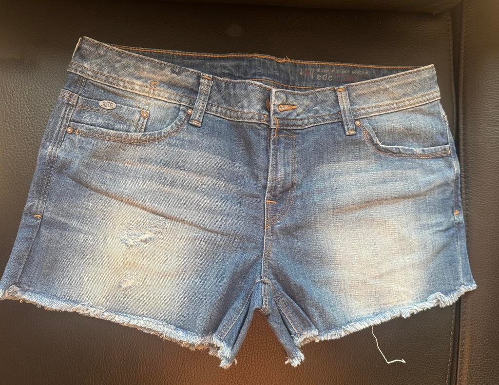 Edc jeansshort maat 40 nieuw, nooit gedragen, Ophalen of Verzenden, Nieuw