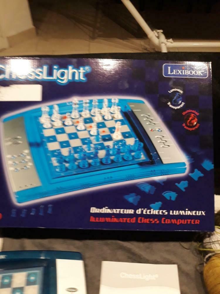 Ordinateur d echecs lumineux., Enlèvement