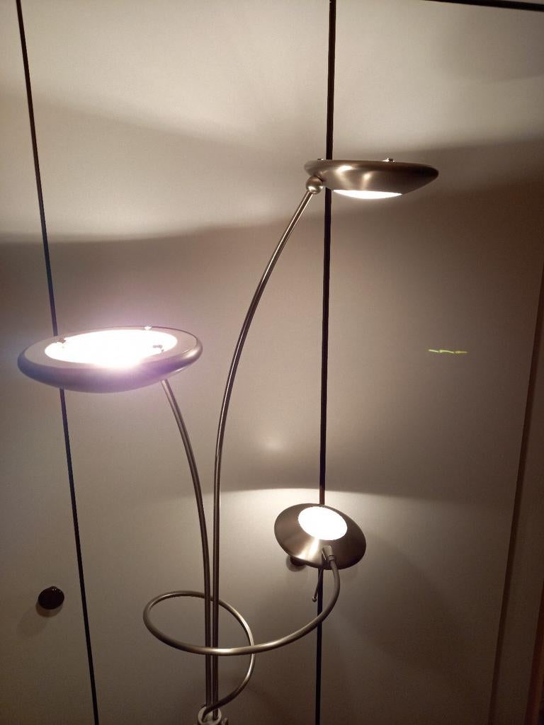 LAMPADAIRE CROME AVEC 3 SP0TS> DIMMABLE, Enlèvement, Comme neuf