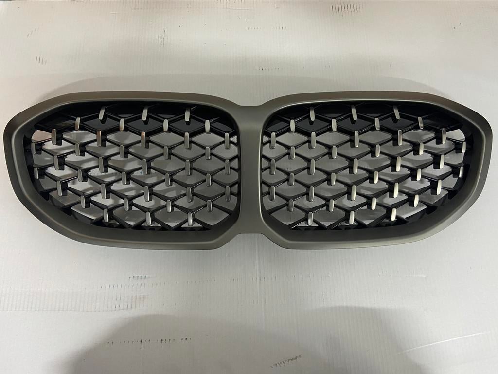 CALANDRE BMW SERIE 1 F40 M-135i GOLD -TIZAUTOPARTS-, Neuf, Avant, BMW, Pare-chocs