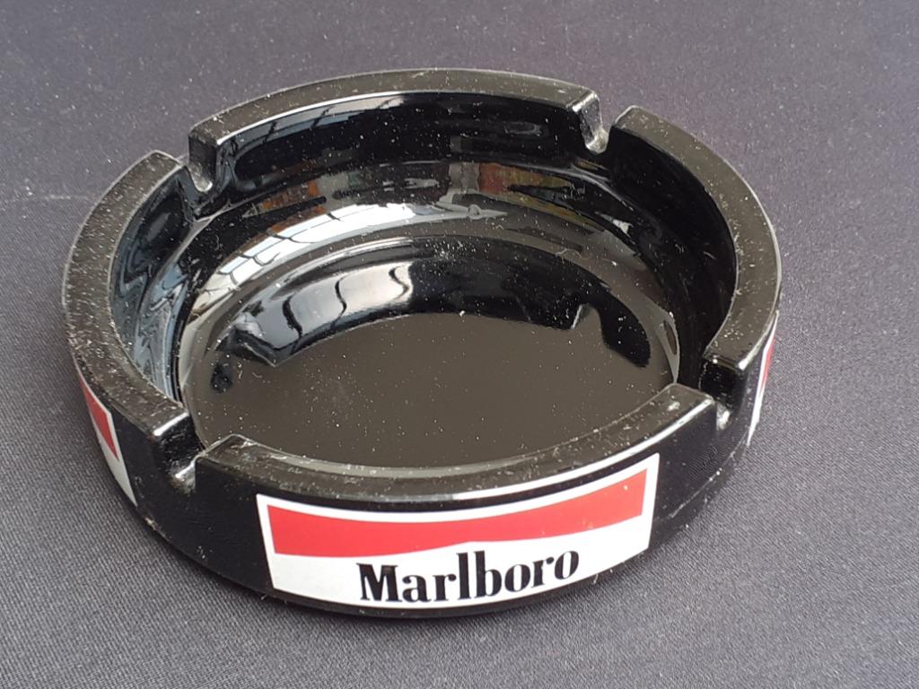 Asbak " Marlboro ", Ophalen, Zo goed als nieuw, Asbak