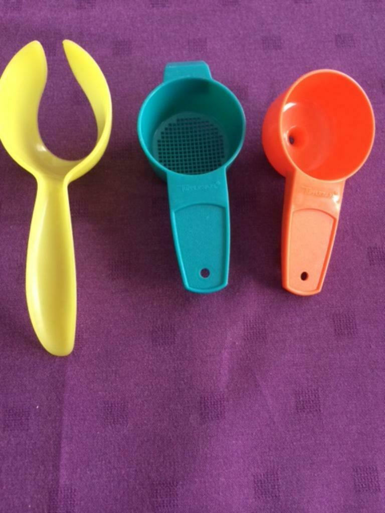 3 retro keukenhulpjes Tupperware, Huis en Inrichting, Keuken | Tupperware, Ophalen of Verzenden, Zo goed als nieuw