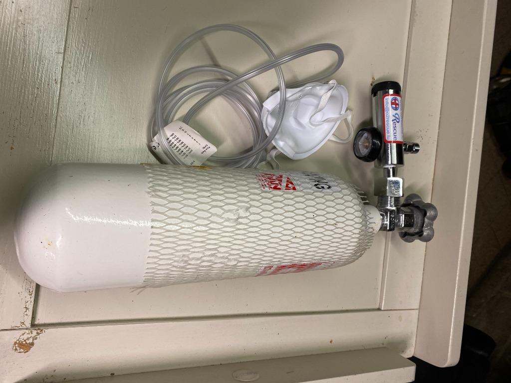 zuurstoffles met kraan, Ophalen, Zo goed als nieuw