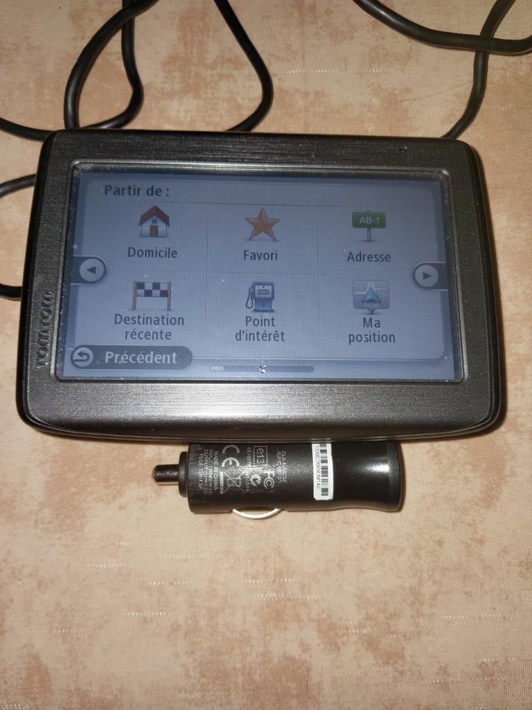 GPS TomTom Via 130, Autos : Divers, Enlèvement ou Envoi, Comme neuf