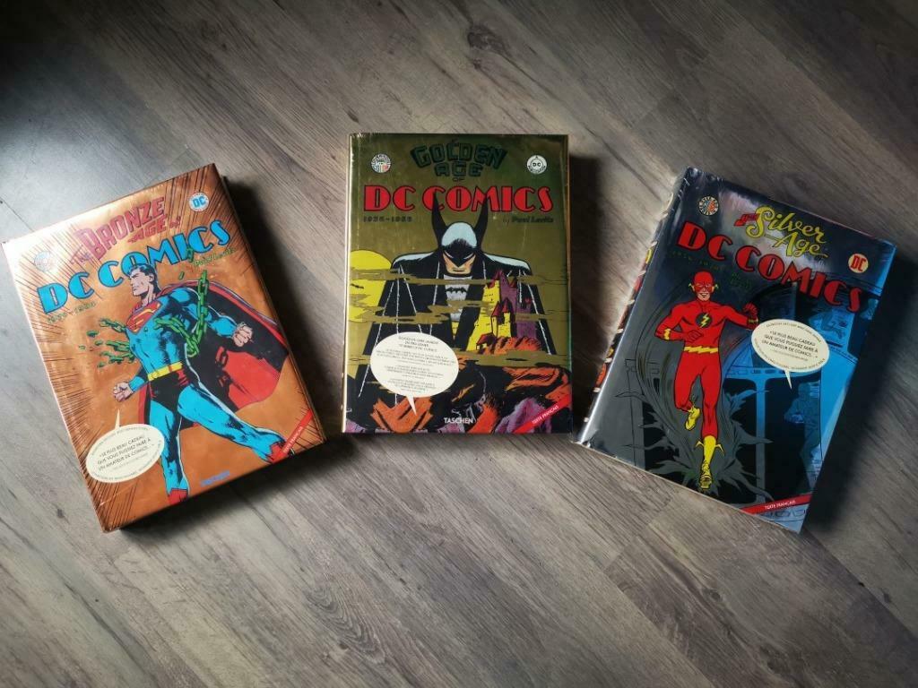 Artbook, The 3 Age Of DC Comics, encyclopedie, Boeken, Complete serie of reeks, Europa, Nieuw, Ophalen of Verzenden