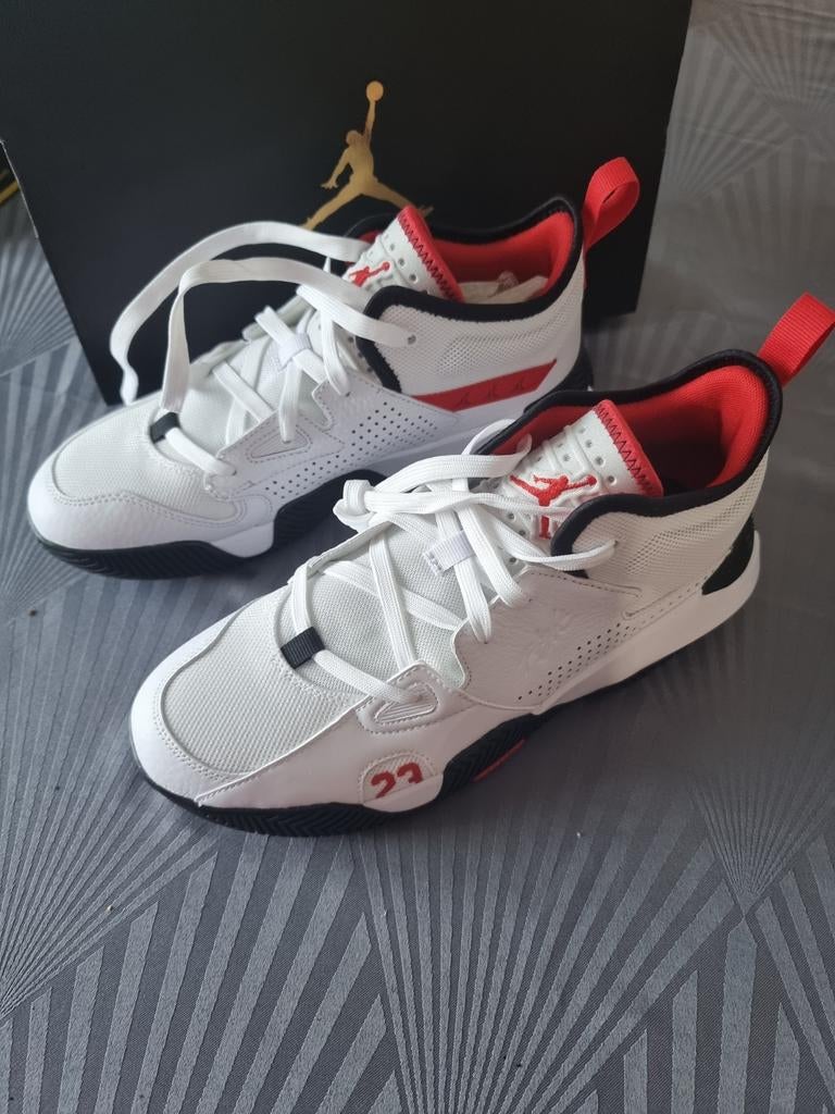 Splinternieuwe Jordan Stay Loyal 23 Maat: 42 Schoen lenkte :, Ophalen of Verzenden, Nieuw, Schoenen