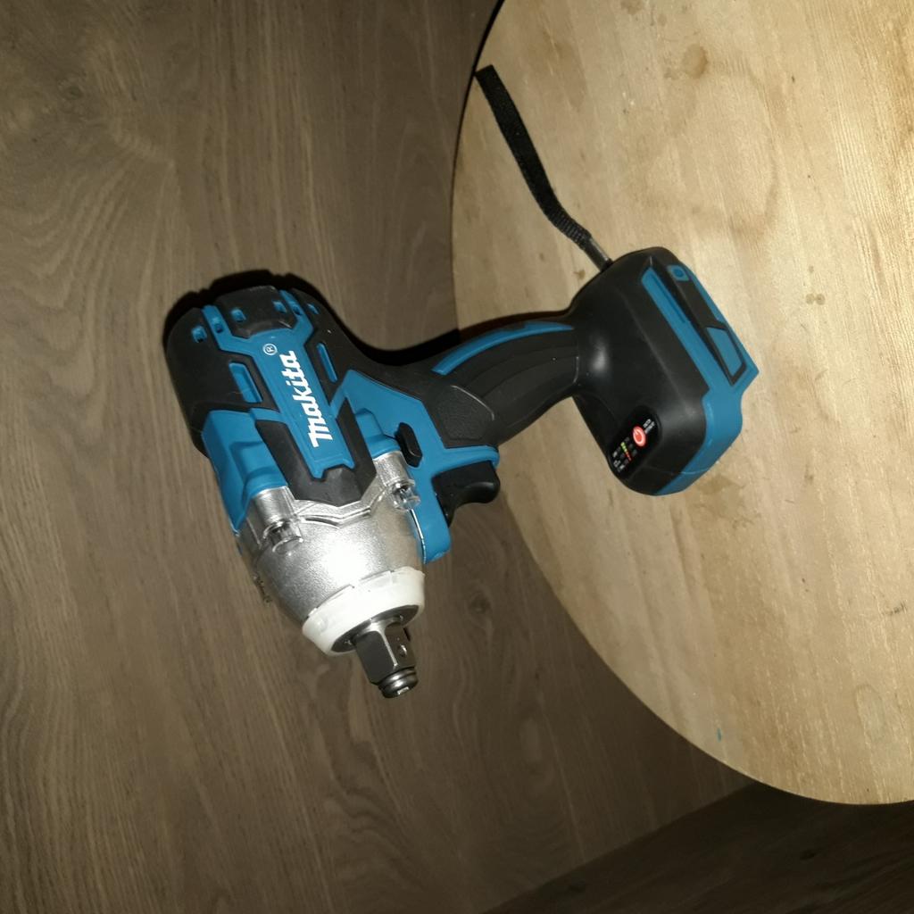 Makita toestel, Ophalen