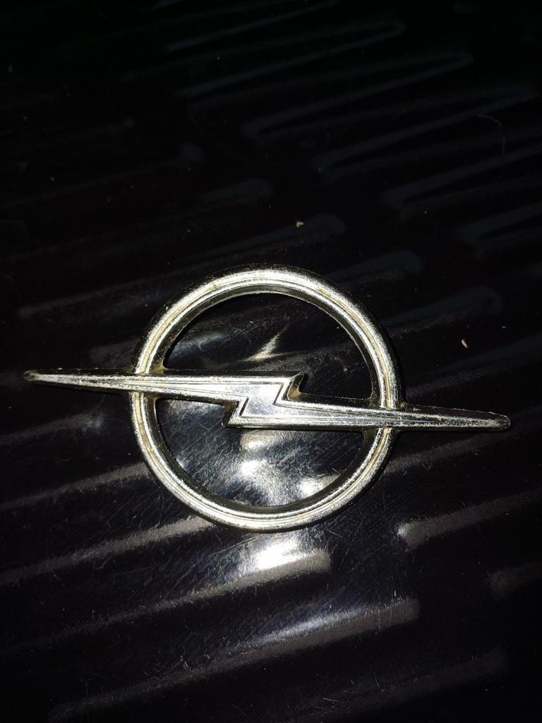 Emblème Oltimer Opel Manta GT 1970, Autos, Particulier, Achat, GT